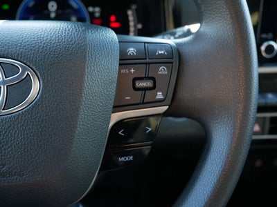 2025 Toyota Camry LE