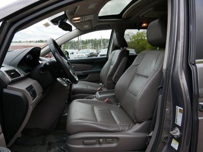 2016 Honda Odyssey EX-L w/Rear Entertainment System