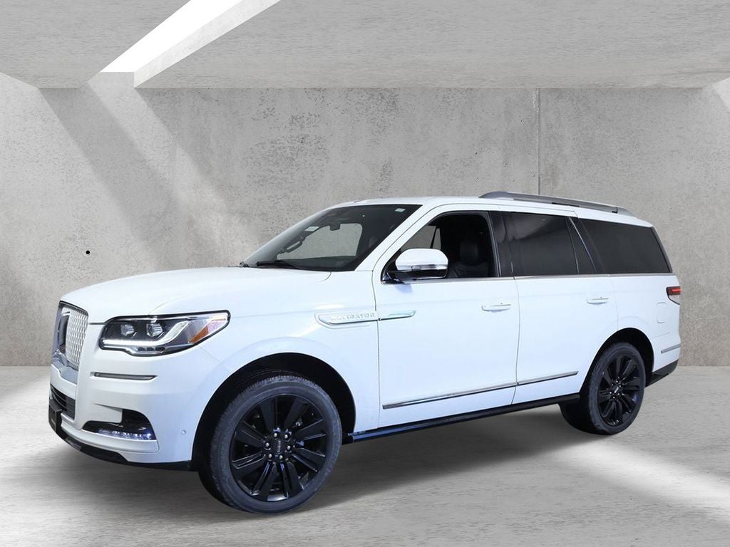 2023 Lincoln Navigator Reserve
