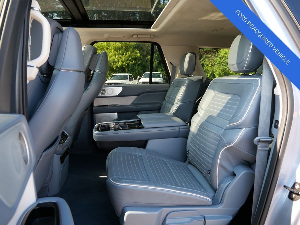 2024 Lincoln Navigator L Black Label