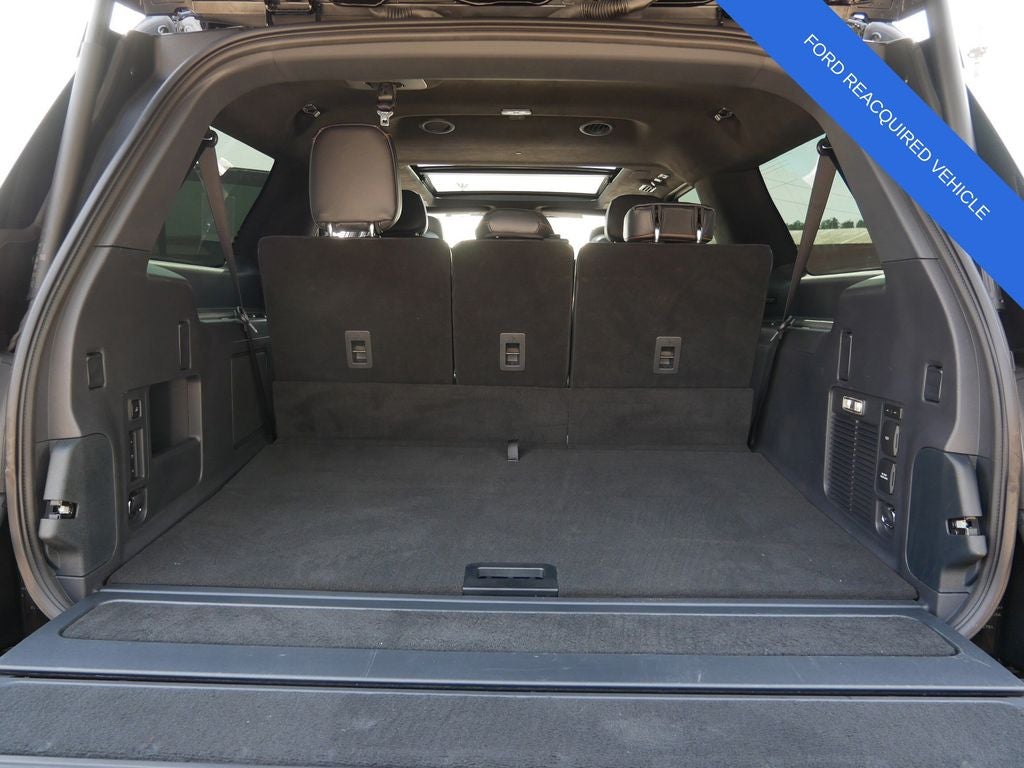 2025 Lincoln Navigator L Black Label