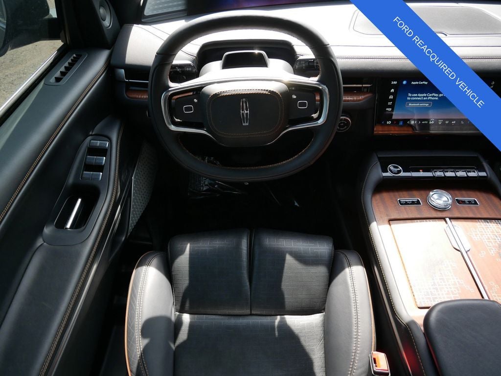 2025 Lincoln Navigator L Black Label