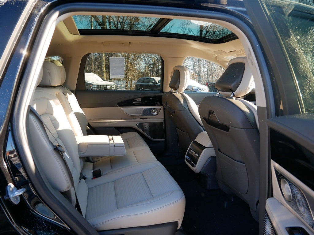 2025 Lincoln Nautilus Reserve