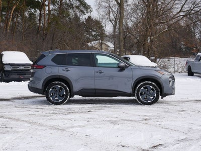 2025 Nissan Rogue SV