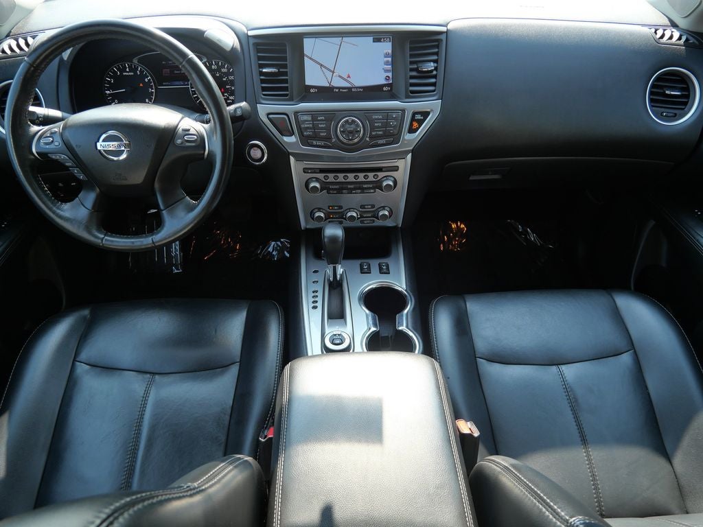 2017 Nissan Pathfinder SL