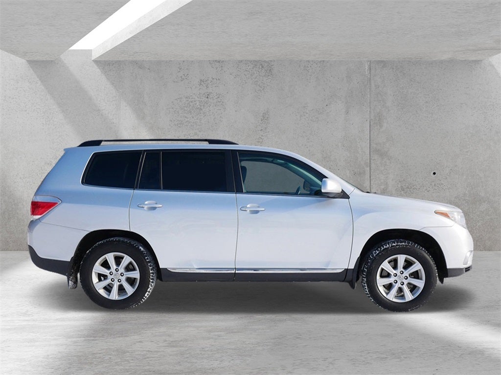 2012 Toyota Highlander SE