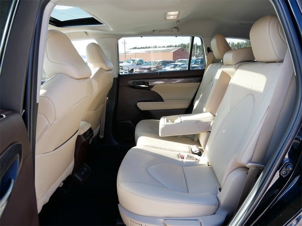 2022 Toyota Highlander Limited