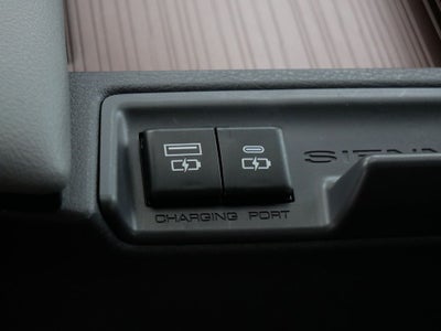 2021 Toyota Sienna XLE 8 Passenger