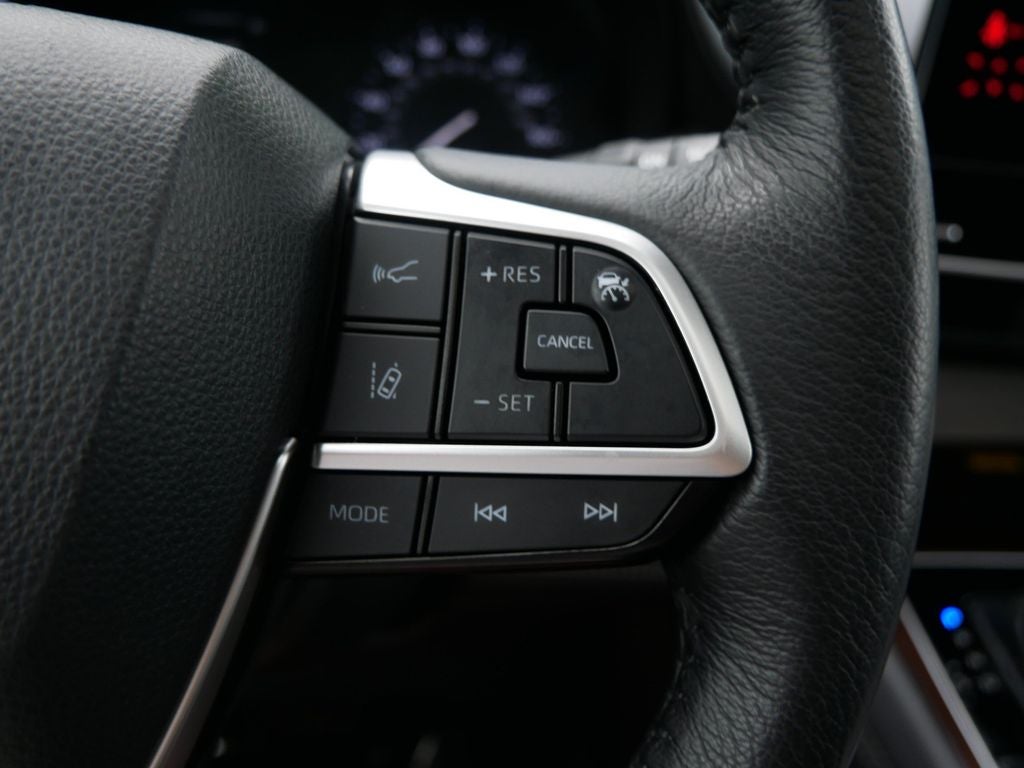 2021 Toyota Sienna XLE 8 Passenger