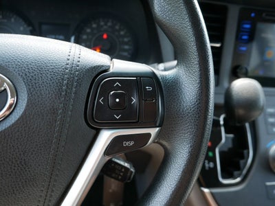 2015 Toyota Sienna LE 8 Passenger