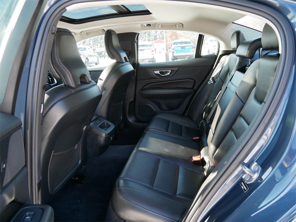 2019 Volvo S60 T6 Momentum