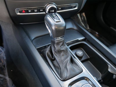 2019 Volvo S60 T6 Momentum