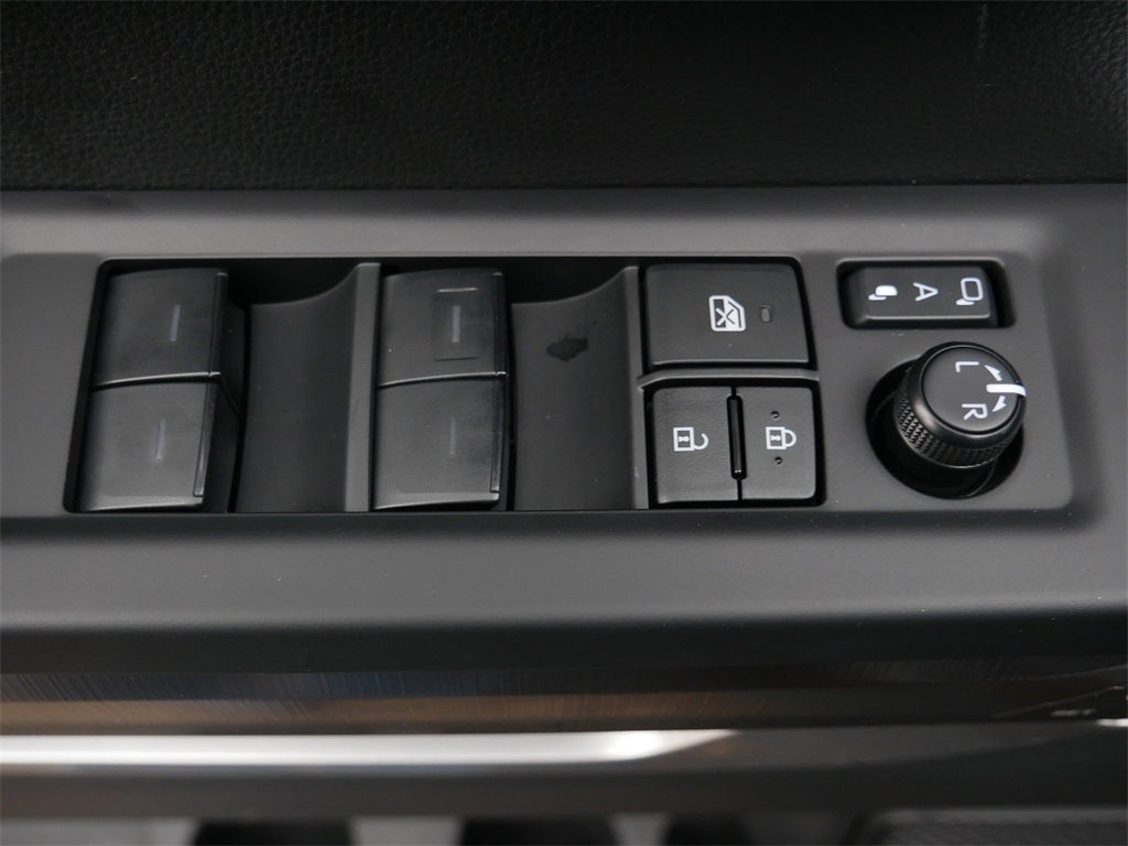 2025 Toyota Sequoia Platinum