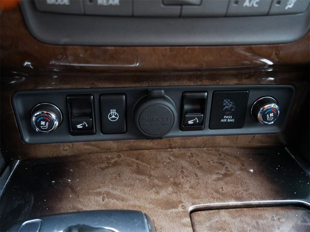 2013 INFINITI QX56 Base