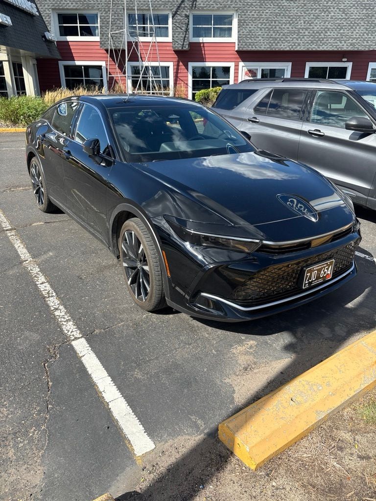 2023 Toyota Crown Platinum