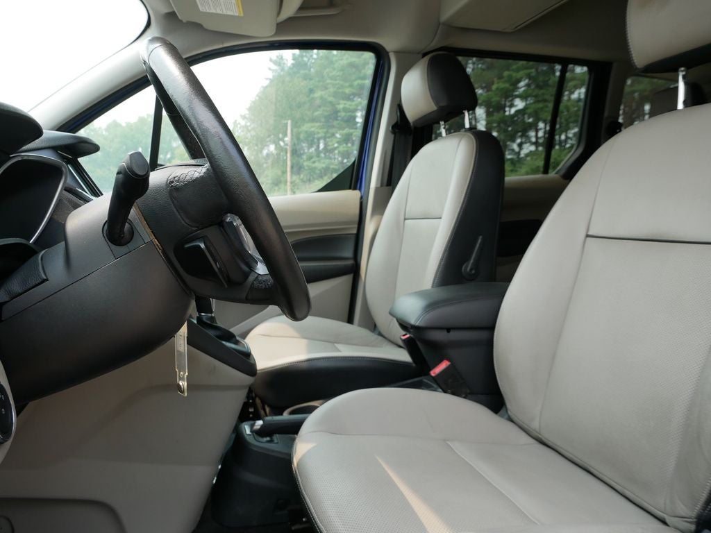 2017 Ford Transit Connect Titanium