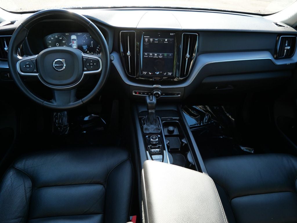 2020 Volvo XC60 T5 Momentum