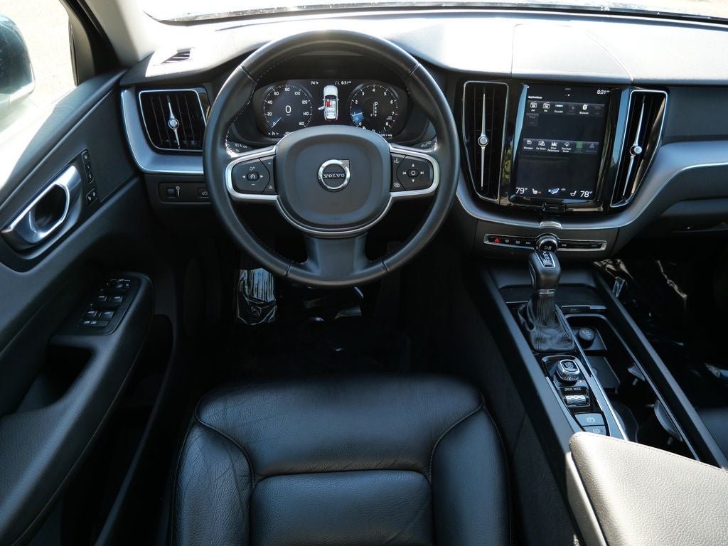 2020 Volvo XC60 T5 Momentum