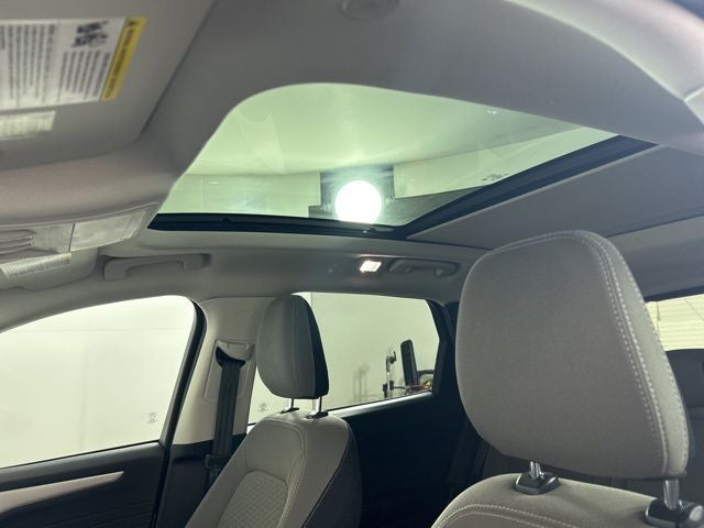 2022 Ford Escape SE Hybrid