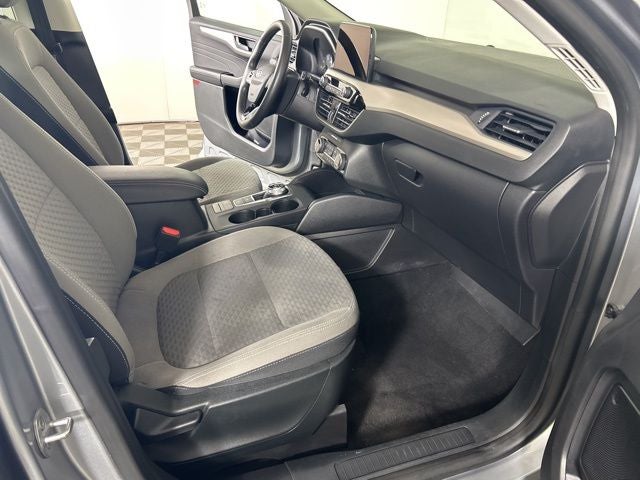 2022 Ford Escape SE Hybrid