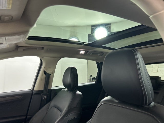 2020 Ford Escape Titanium Hybrid