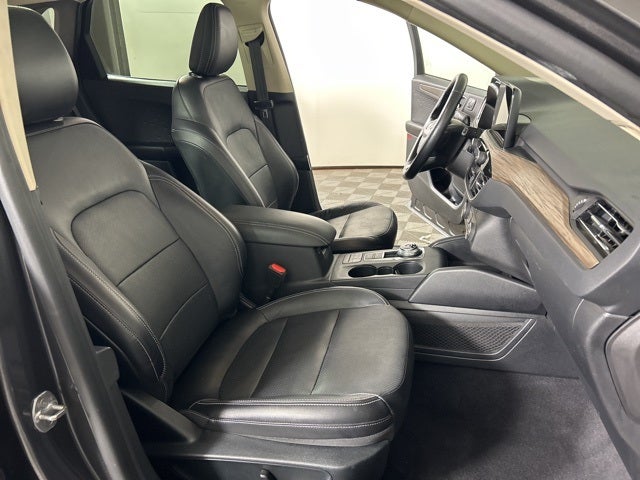 2020 Ford Escape Titanium Hybrid