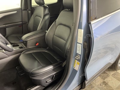 2025 Ford Escape Platinum