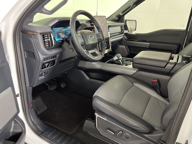 2023 Ford F-150 Lightning Lariat