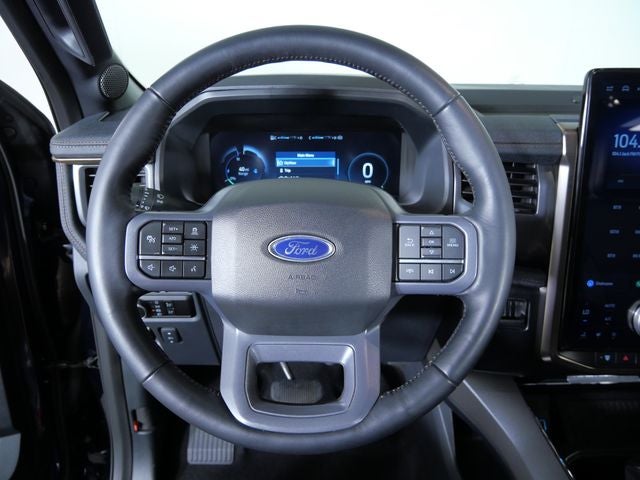 2023 Ford F-150 Lightning Lariat