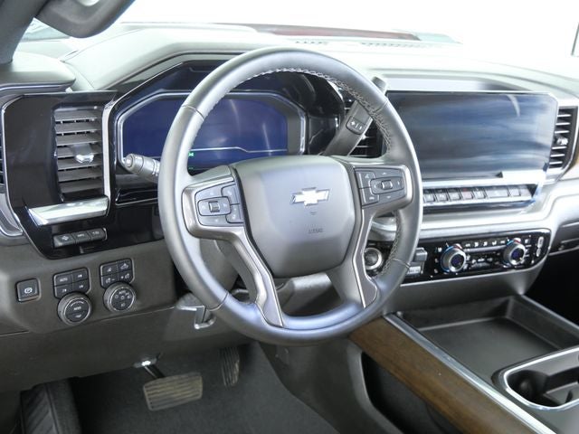 2025 Chevrolet Silverado 3500HD High Country