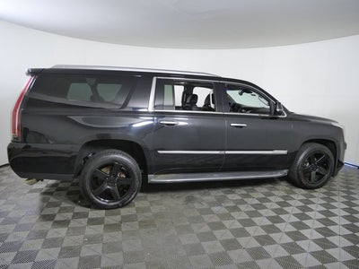 2016 Cadillac Escalade ESV Luxury