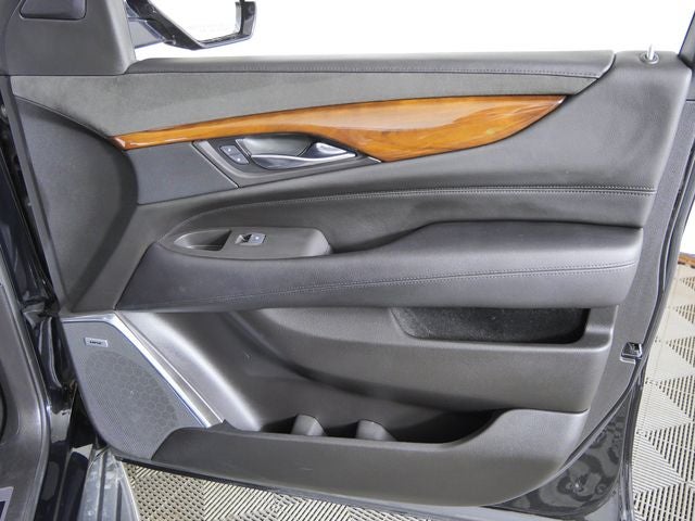 2016 Cadillac Escalade ESV Luxury
