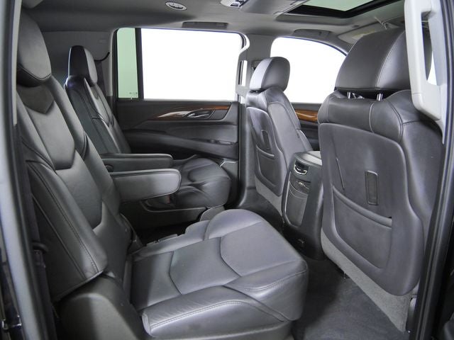 2016 Cadillac Escalade ESV Luxury