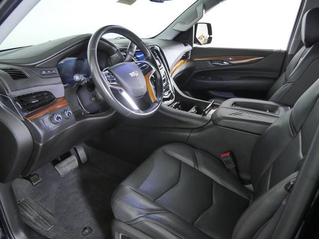 2016 Cadillac Escalade ESV Luxury