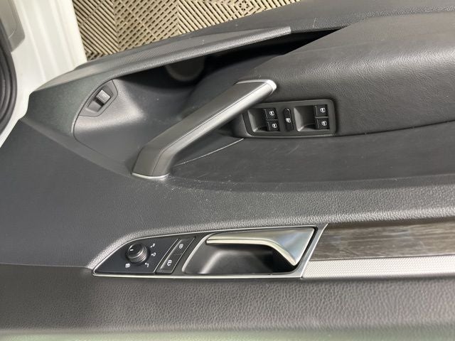 2018 Volkswagen Passat 2.0T SE w/Technology w/Technology