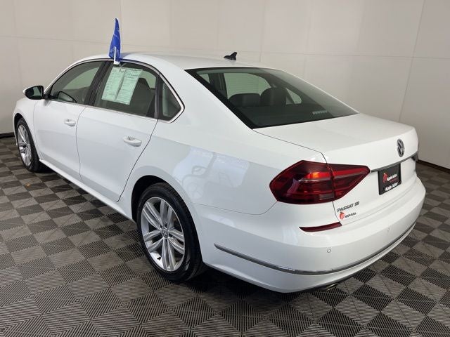 2018 Volkswagen Passat 2.0T SE w/Technology w/Technology