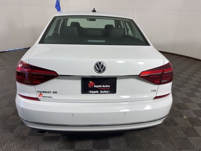2018 Volkswagen Passat 2.0T SE w/Technology w/Technology
