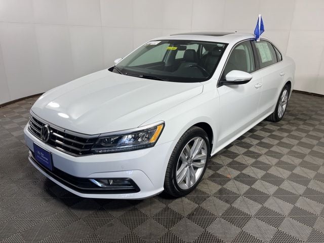 2018 Volkswagen Passat 2.0T SE w/Technology w/Technology