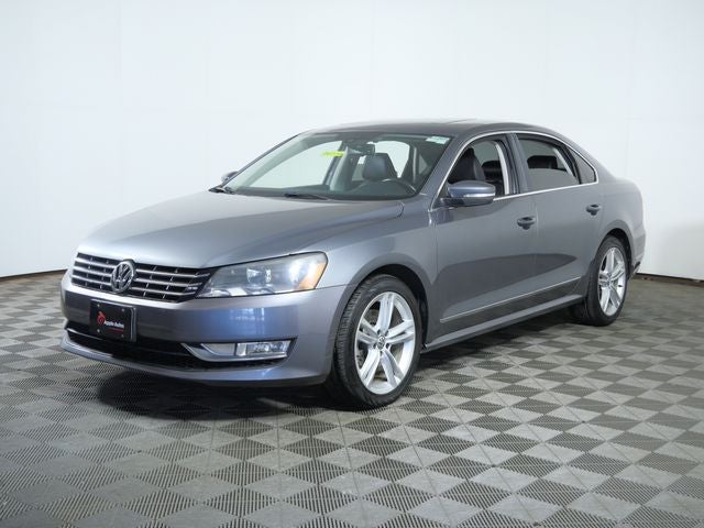 2014 Volkswagen Passat TDI SE w/Sunroof/Nav