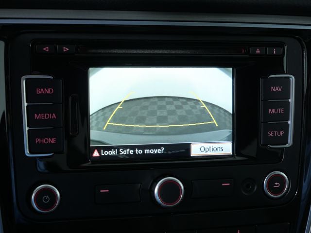 2014 Volkswagen Passat TDI SE w/Sunroof/Nav
