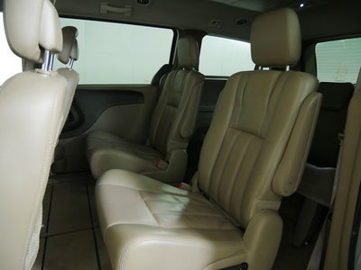 2012 Chrysler Town & Country Touring