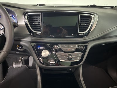 2022 Chrysler Pacifica Hybrid Limited