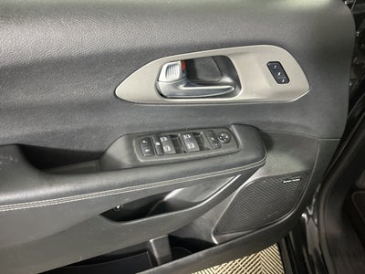 2022 Chrysler Pacifica Hybrid Limited