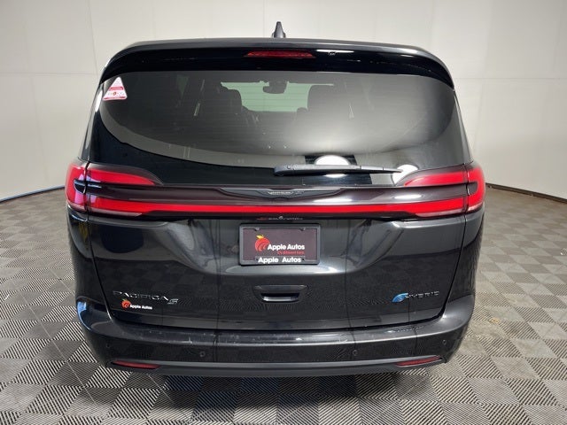 2022 Chrysler Pacifica Hybrid Limited
