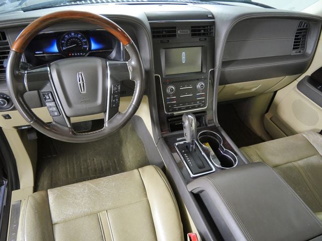 2015 Lincoln Navigator L Base