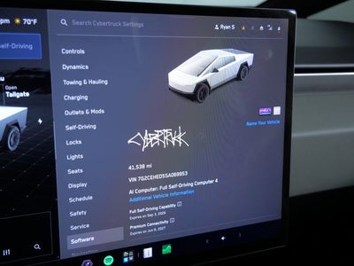 2025 Tesla Cybertruck Base
