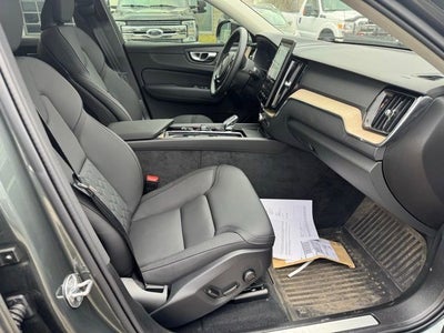 2026 Volvo XC60 B5 Plus