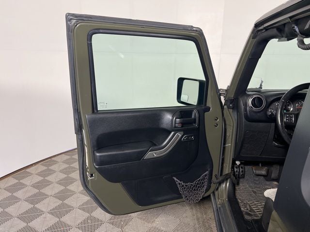 2016 Jeep Wrangler Willys Wheeler