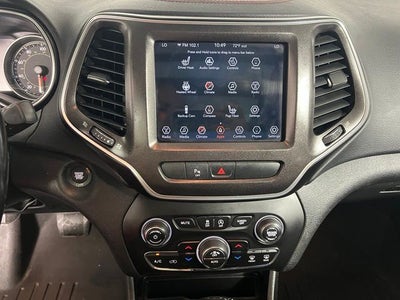 2020 Jeep Cherokee Trailhawk