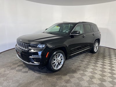 2022 Jeep Grand Cherokee Summit